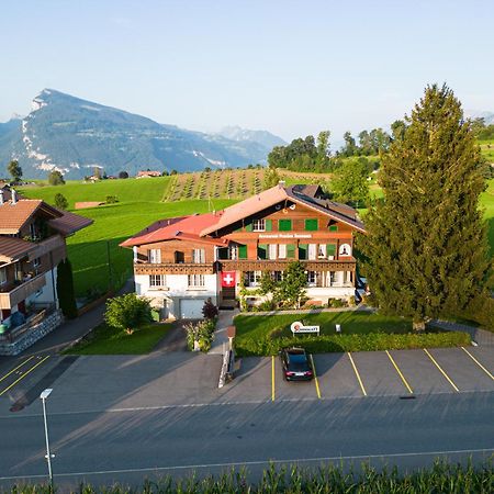 Hotel Restaurant Sunnmatt Aeschi Bei Spiez Екстериор снимка